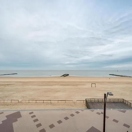 On Belgian Coast Near Beaches Daire